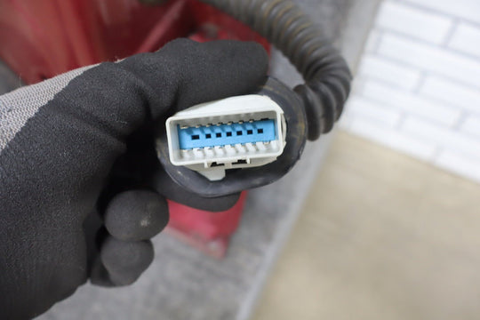 2007 - 2014 Chevrolet Tahoe Left Rear Door Sport Red ( 63U ) 22892597