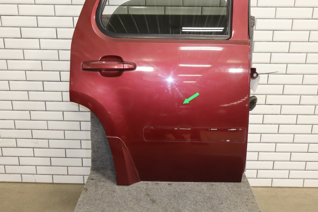 2007 - 2014 Chevrolet Tahoe Right Rear Door Ruby Red ( 66 ) 22892598