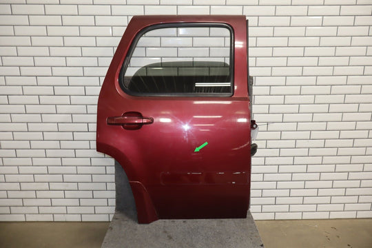2007 - 2014 Chevrolet Tahoe Right Rear Door Ruby Red ( 66 ) 22892598