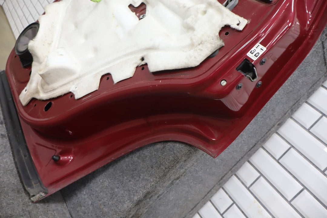 2007 - 2014 Chevrolet Tahoe Right Rear Door Sport Red ( 63U ) 22892598