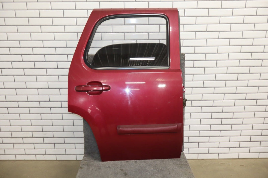 2007 - 2014 Chevrolet Tahoe Right Rear Door Sport Red ( 63U ) 22892598