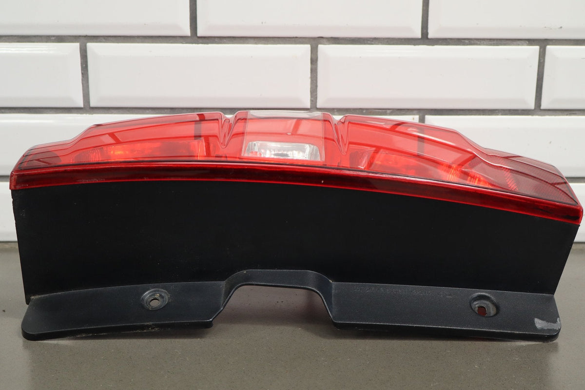 2007-2014 Chevrolet Tahoe Right Tail Light 22837924 OEM