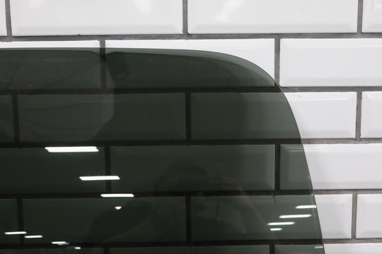 2007 - 2014 GMC Sierra 2500 Left Rear Door Window 15175371 OEM