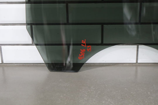 2007 - 2014 GMC Sierra 2500 Left Rear Door Window 15175371 OEM