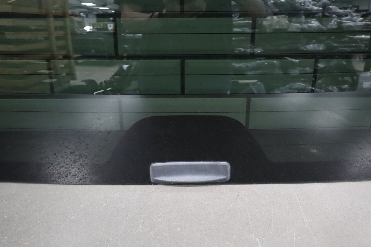 2007-2014 GMC Yukon Back Window Heated Privacy Glass 25916024