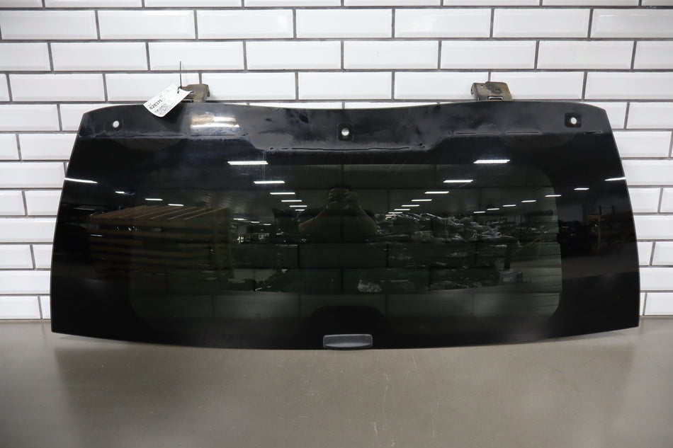 2007-2014 GMC Yukon Back Window Heated Privacy Glass 25916024