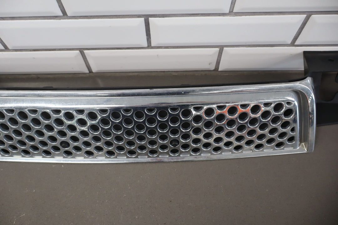 2007 - 2014 GMC Yukon Denali OEM Lower Grill 68K
