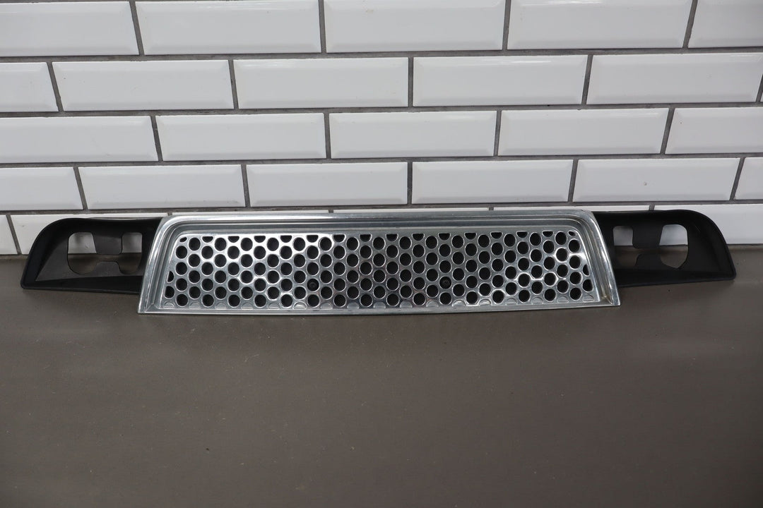 2007 - 2014 GMC Yukon Denali OEM Lower Grill 68K