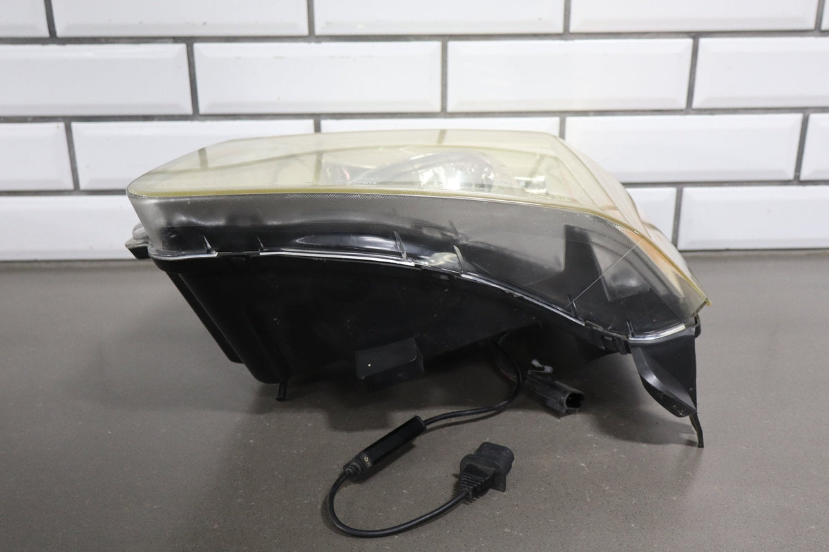 2007-2014 GMC Yukon Headlamp Set Pair Left/Right Aftermarket Replacements