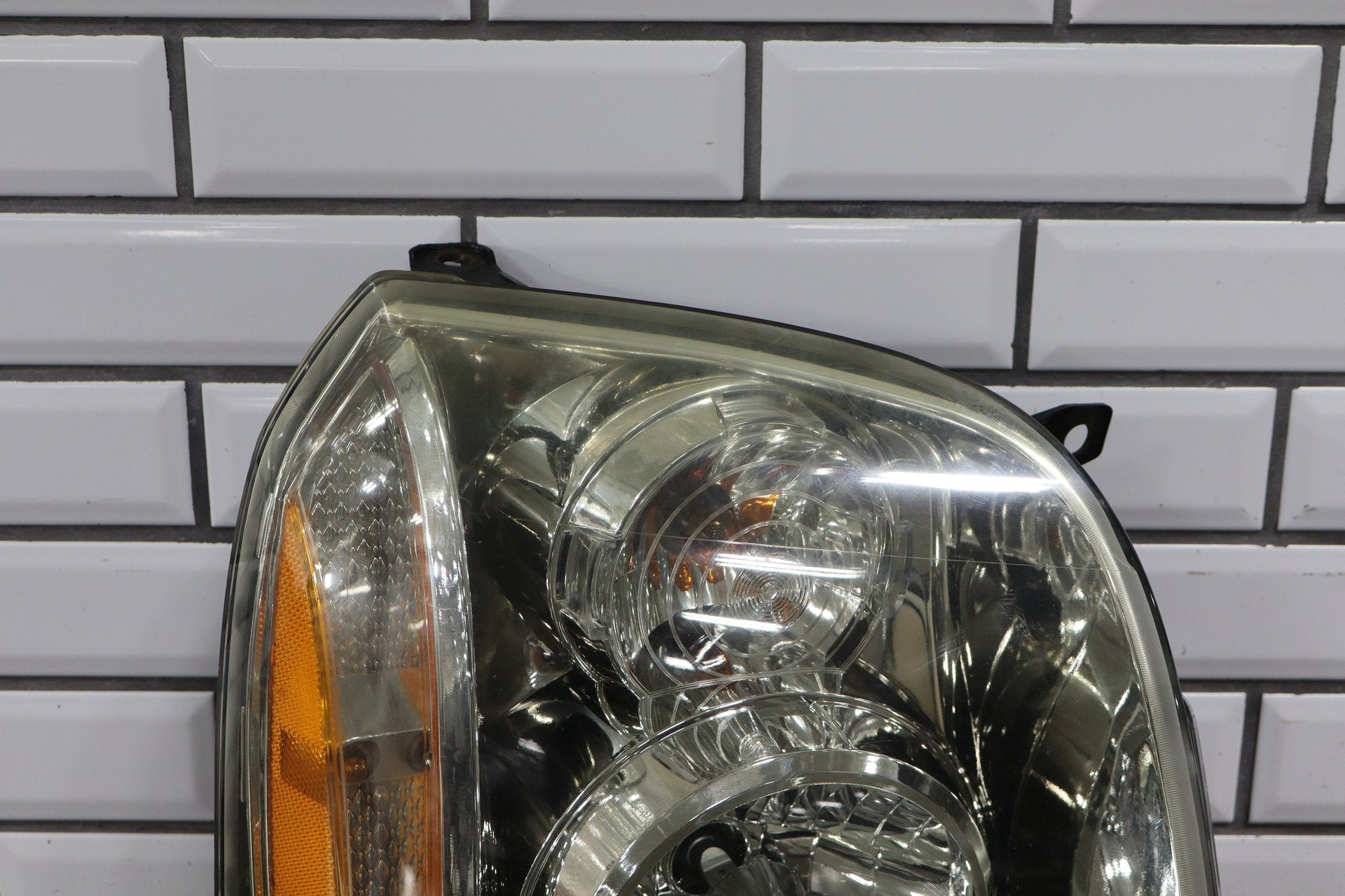 2007-2014 GMC Yukon Headlamp Set Pair Left/Right Aftermarket Replacements