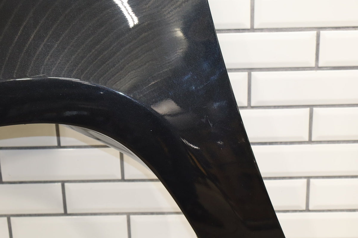 2007-2014 GMC Yukon Left Fender 25819550 Carbon Black 58 25819550
