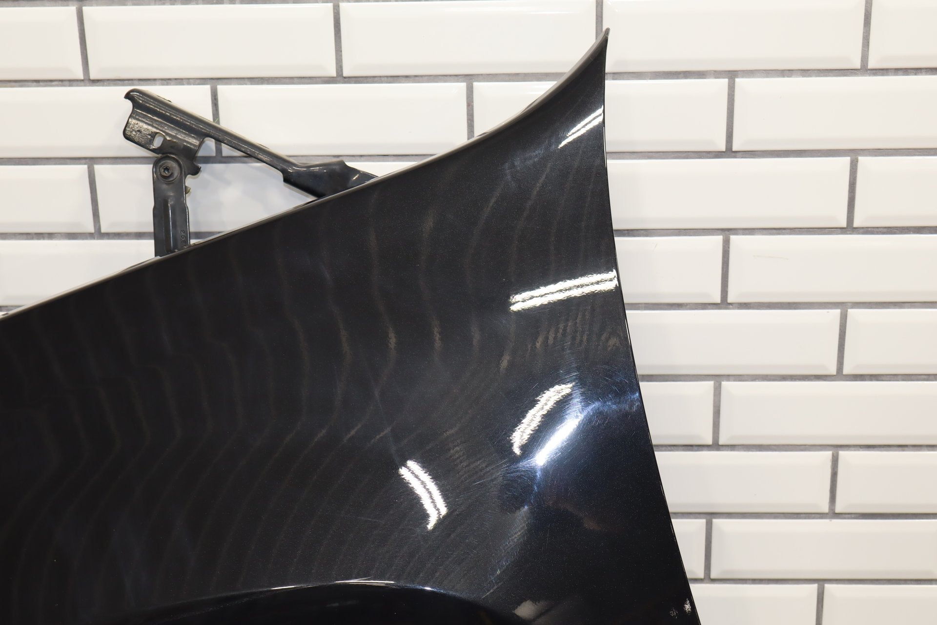 2007-2014 GMC Yukon Left Fender 25819550 Carbon Black 58 25819550