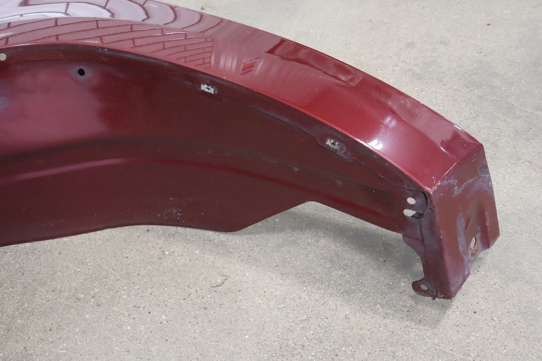 2007 - 2014 GMC Yukon Left Fender 25819550 Red 80U 25819550
