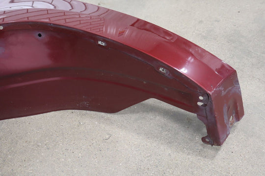 2007 - 2014 GMC Yukon Left Fender 25819550 Red 80U 25819550