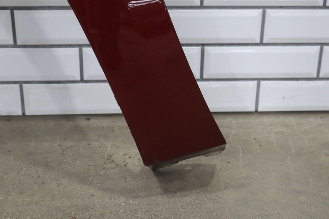 2007 - 2014 GMC Yukon Left Fender 25819550 Red 80U 25819550