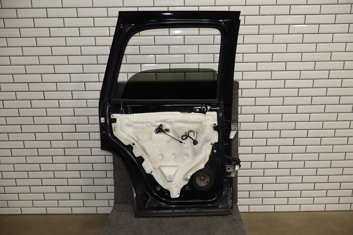 2007-2014 GMC Yukon Left Rear Door Carbon Black 58 22892597