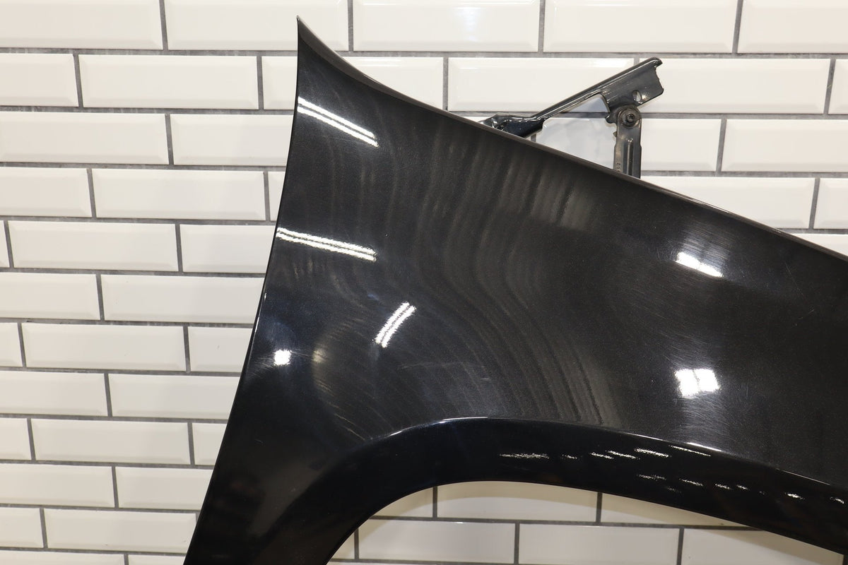 2007-2014 GMC Yukon Right Fender Carbon Black 58 22977478