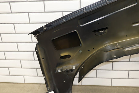 2007-2014 GMC Yukon Right Fender Carbon Black 58 22977478