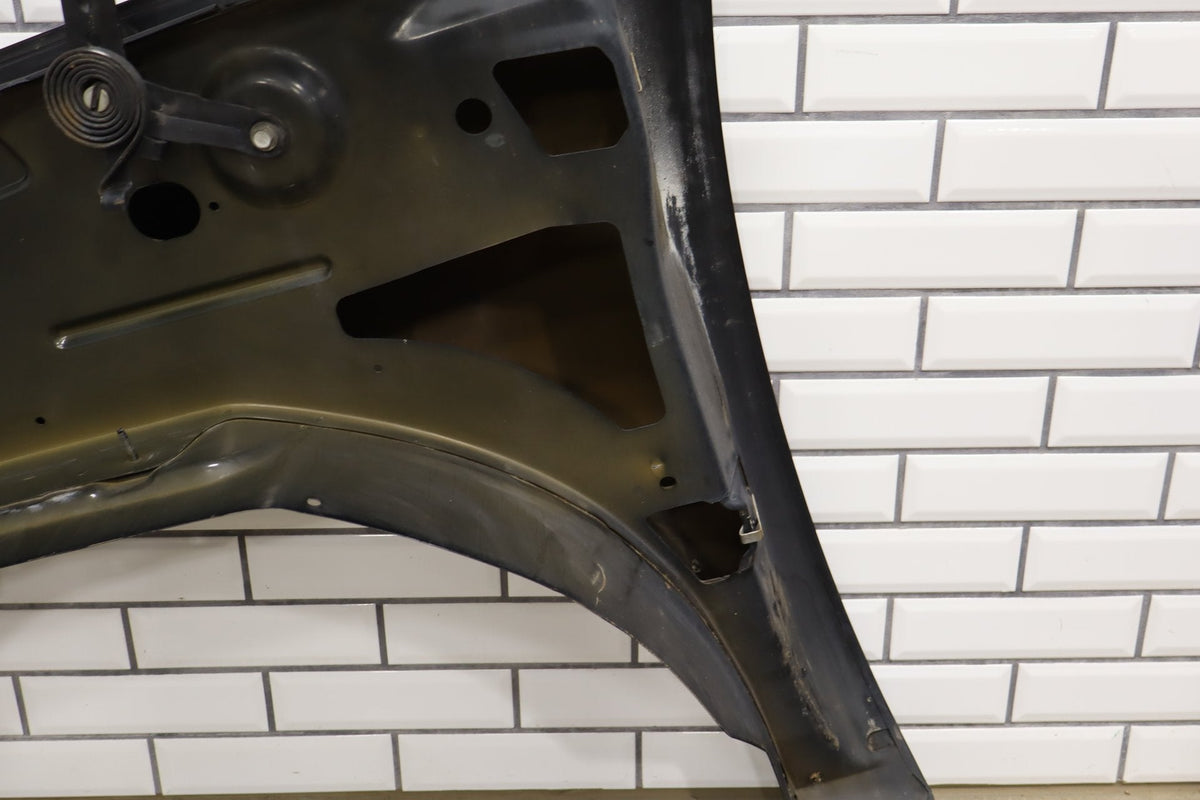 2007-2014 GMC Yukon Right Fender Carbon Black 58 22977478