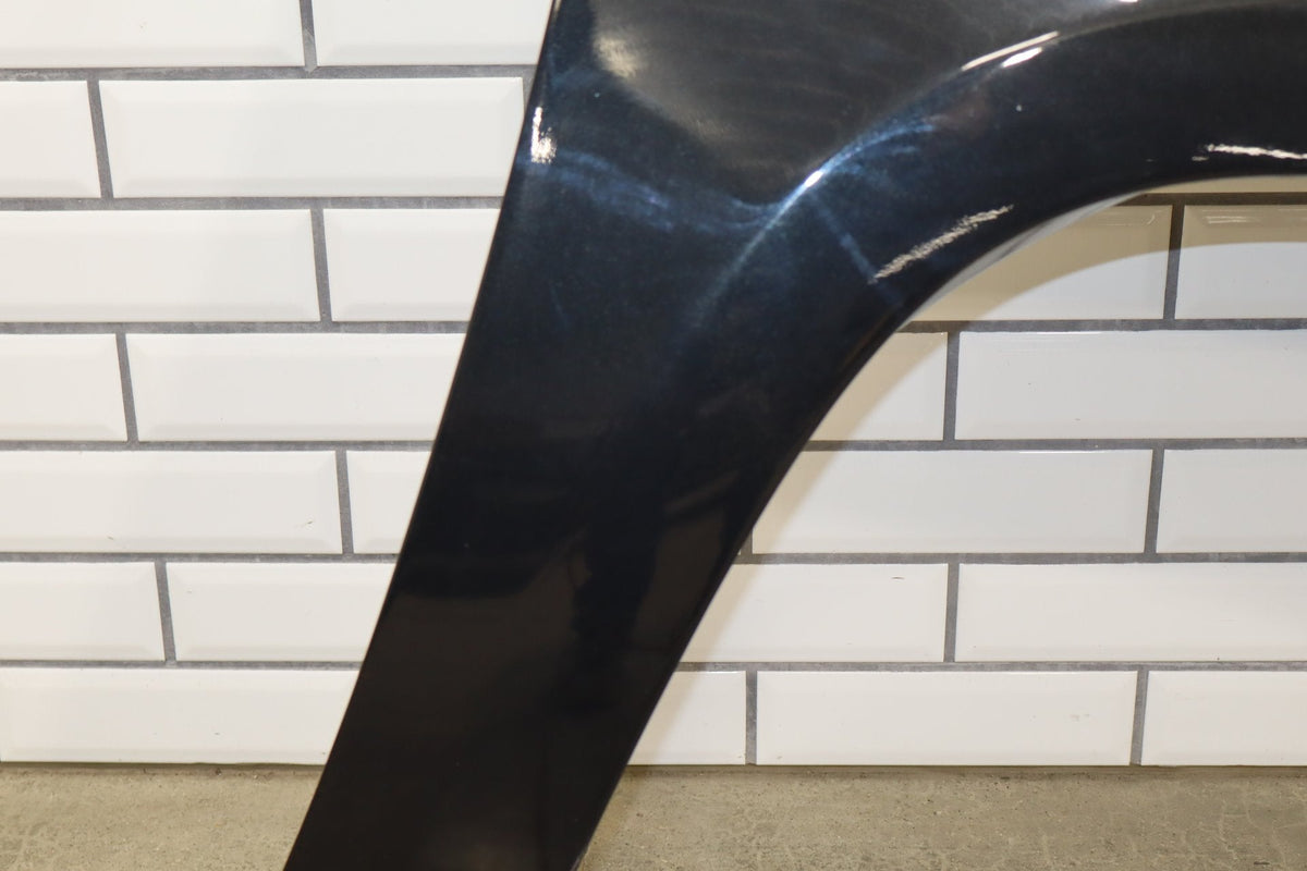 2007-2014 GMC Yukon Right Fender Carbon Black 58 22977478