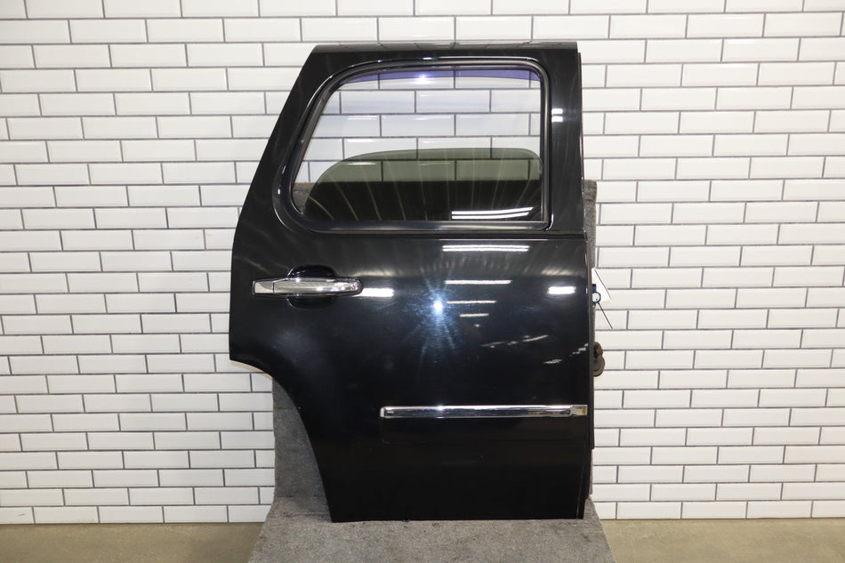 2007-2014 GMC Yukon Right Rear Door Carbon Black 58 22892598