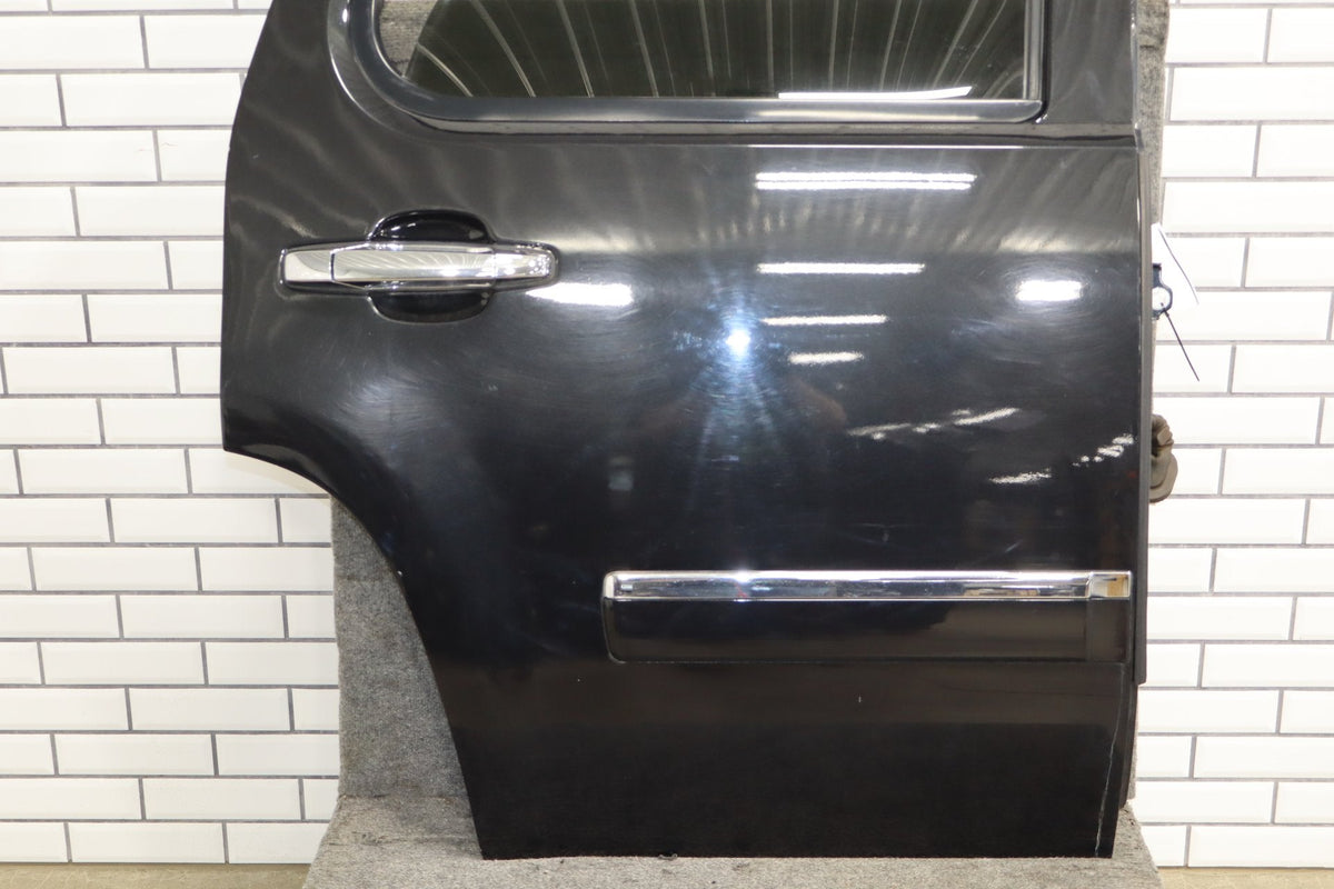 2007-2014 GMC Yukon Right Rear Door Carbon Black 58 22892598