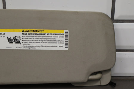 2007-2014 GMC Yukon Sun Visor Pair Illuminated Ebony 194