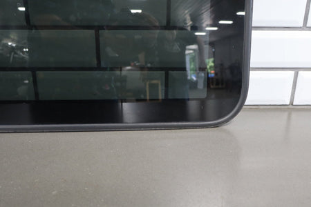 2007-2014 GMC Yukon Sunroof Glass Panel OEM 22815953