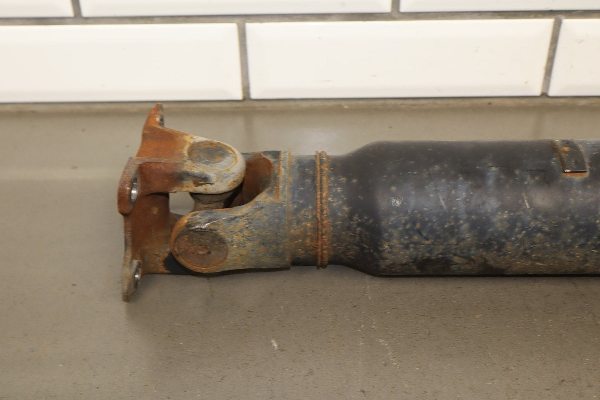 2007-2014 Toyota FJ Cruiser 4.0L 4x2 Rear Drive Shaft