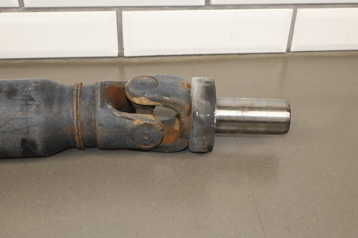 2007-2014 Toyota FJ Cruiser 4.0L 4x2 Rear Drive Shaft