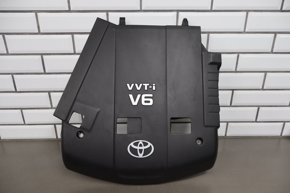 2007-2014 Toyota FJ Cruiser 4.0L Engine Cover OEM