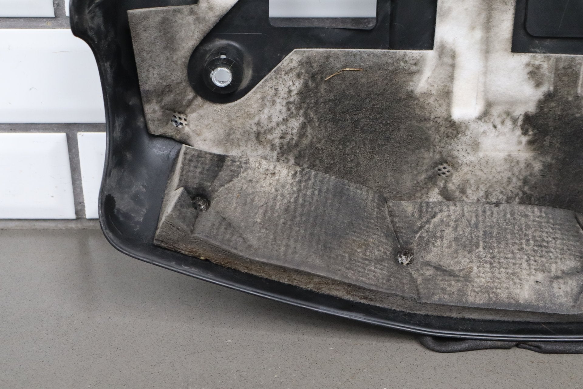 2007-2014 Toyota FJ Cruiser 4.0L Engine Cover OEM