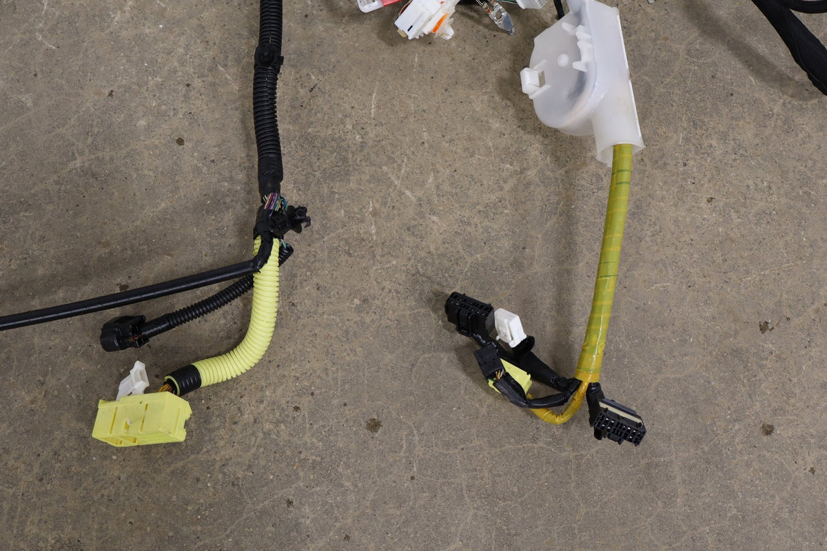 2007-2014 Toyota FJ Cruiser 4x2 Dash Wiring Harness OEM
