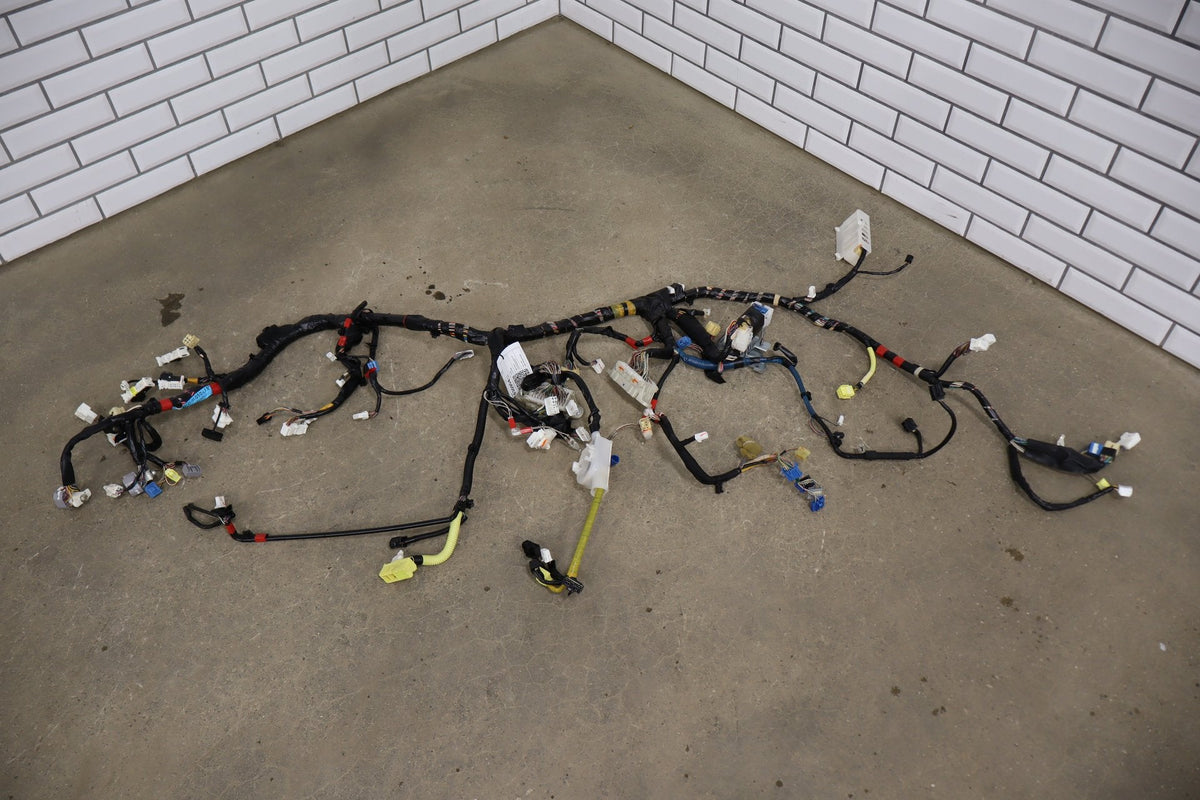 2007-2014 Toyota FJ Cruiser 4x2 Dash Wiring Harness OEM
