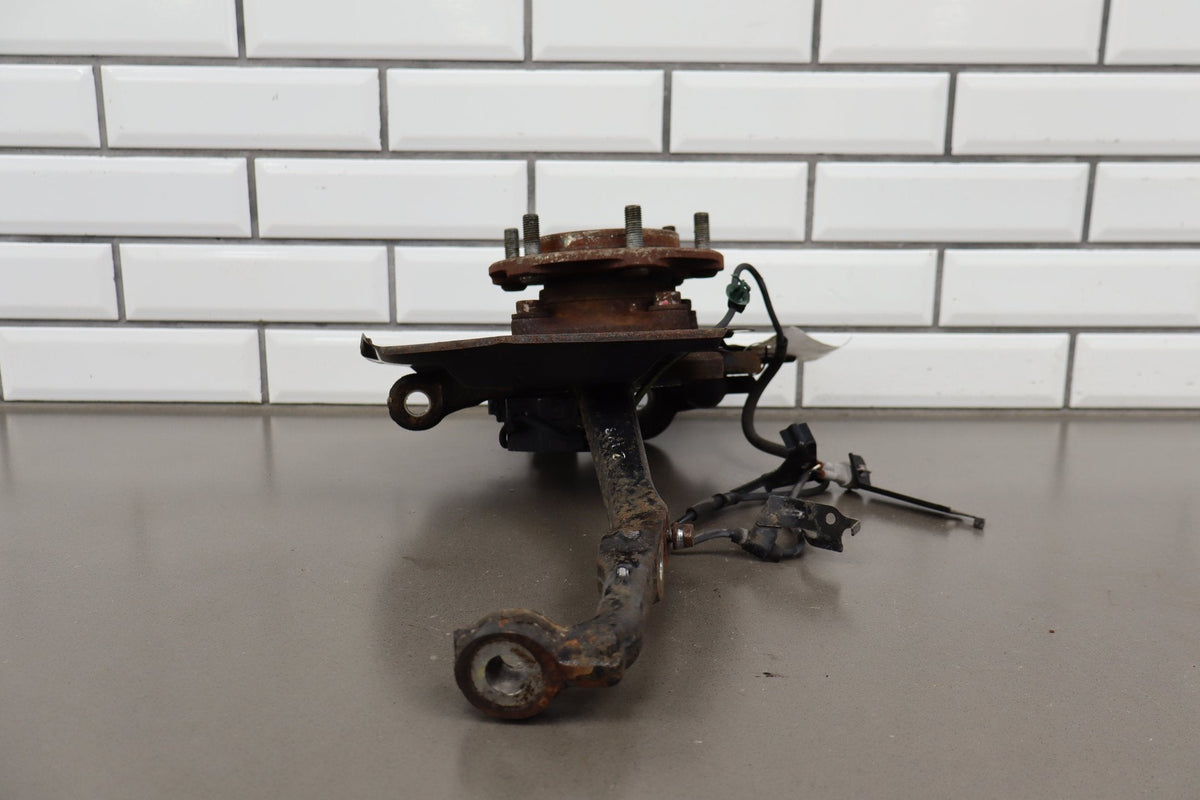 2007-2014 Toyota FJ Cruiser 4x2 RWD Right Front Spindle