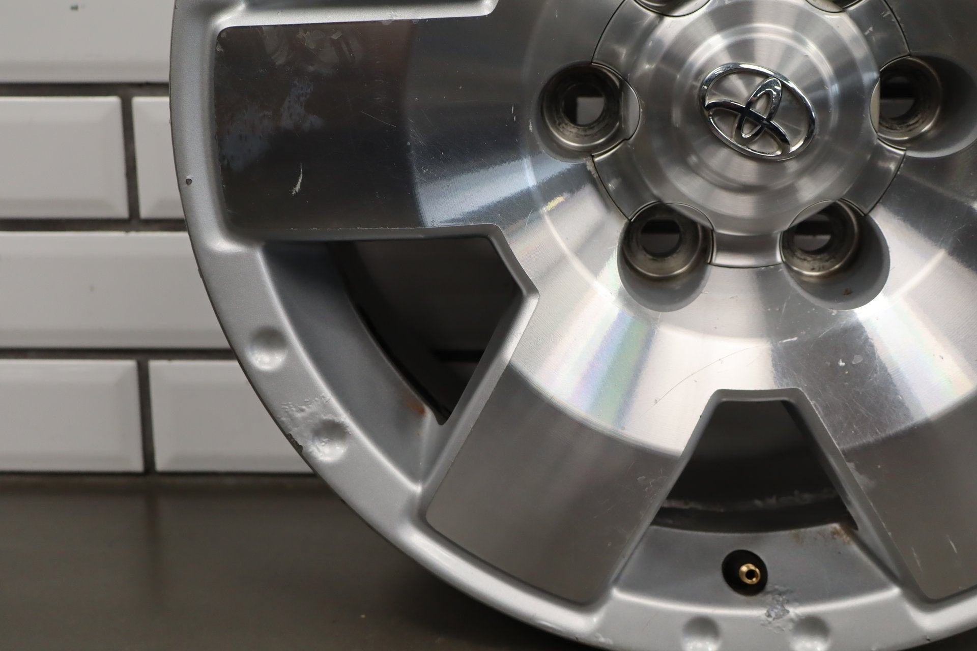 2007-2014 Toyota FJ Cruiser Alloy Wheel 4261135480 OEM