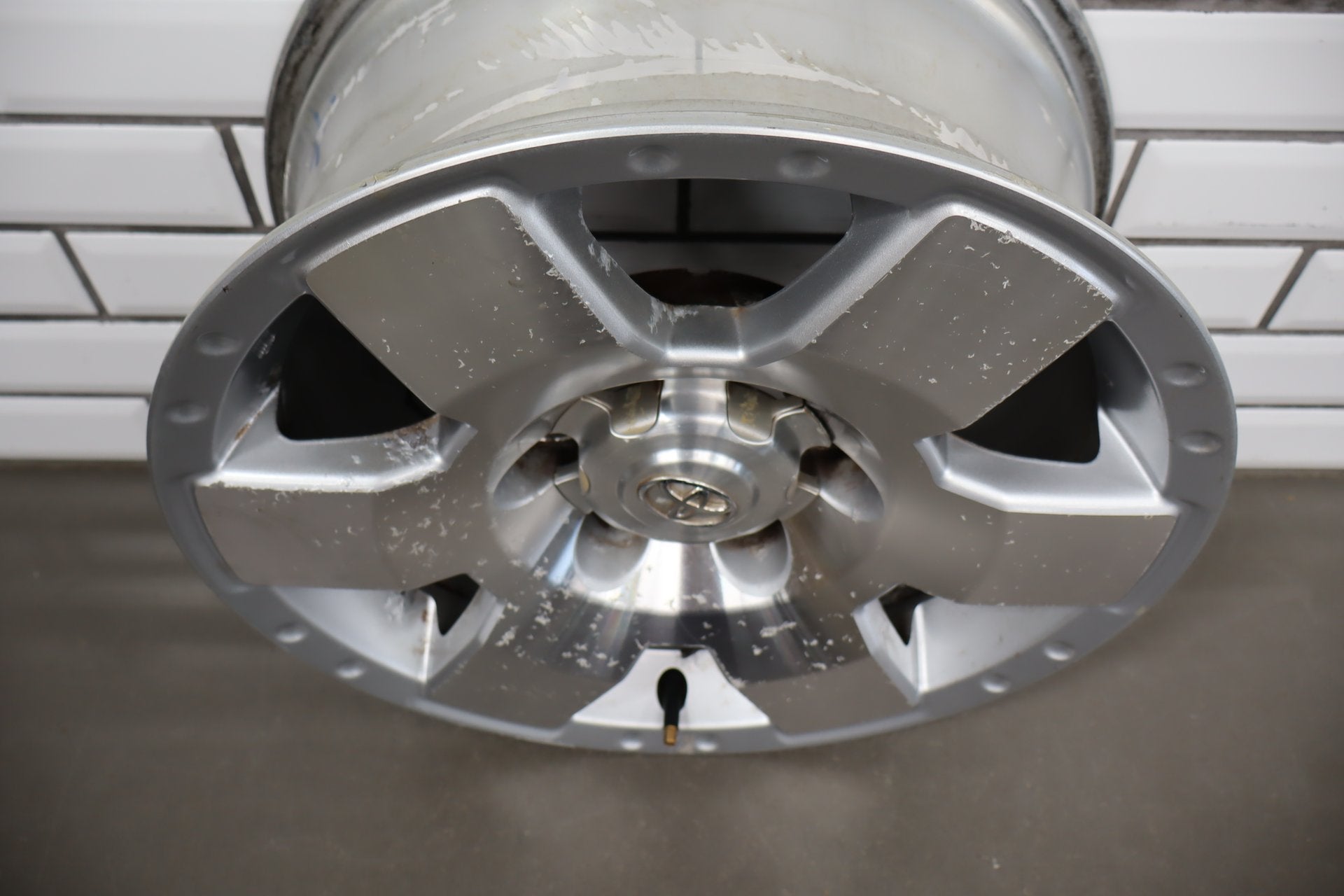 2007-2014 Toyota FJ Cruiser Alloy Wheel 4261135480 OEM