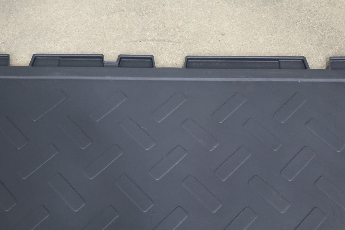2007-2014 Toyota FJ Cruiser Cargo Cover OEM