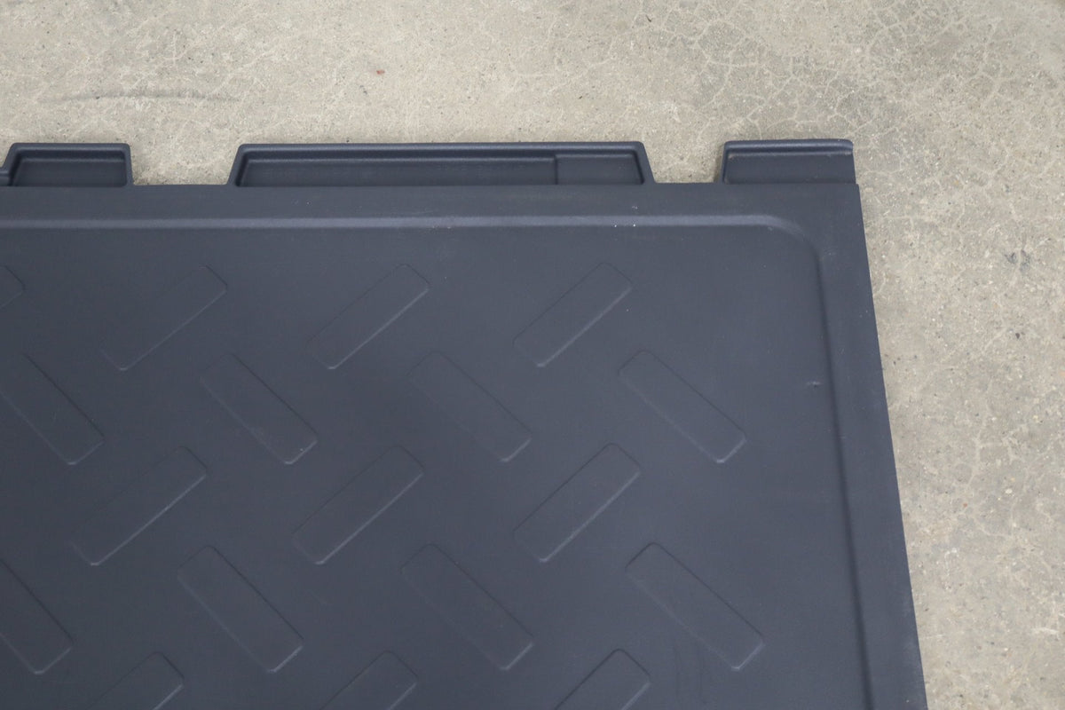 2007-2014 Toyota FJ Cruiser Cargo Cover OEM
