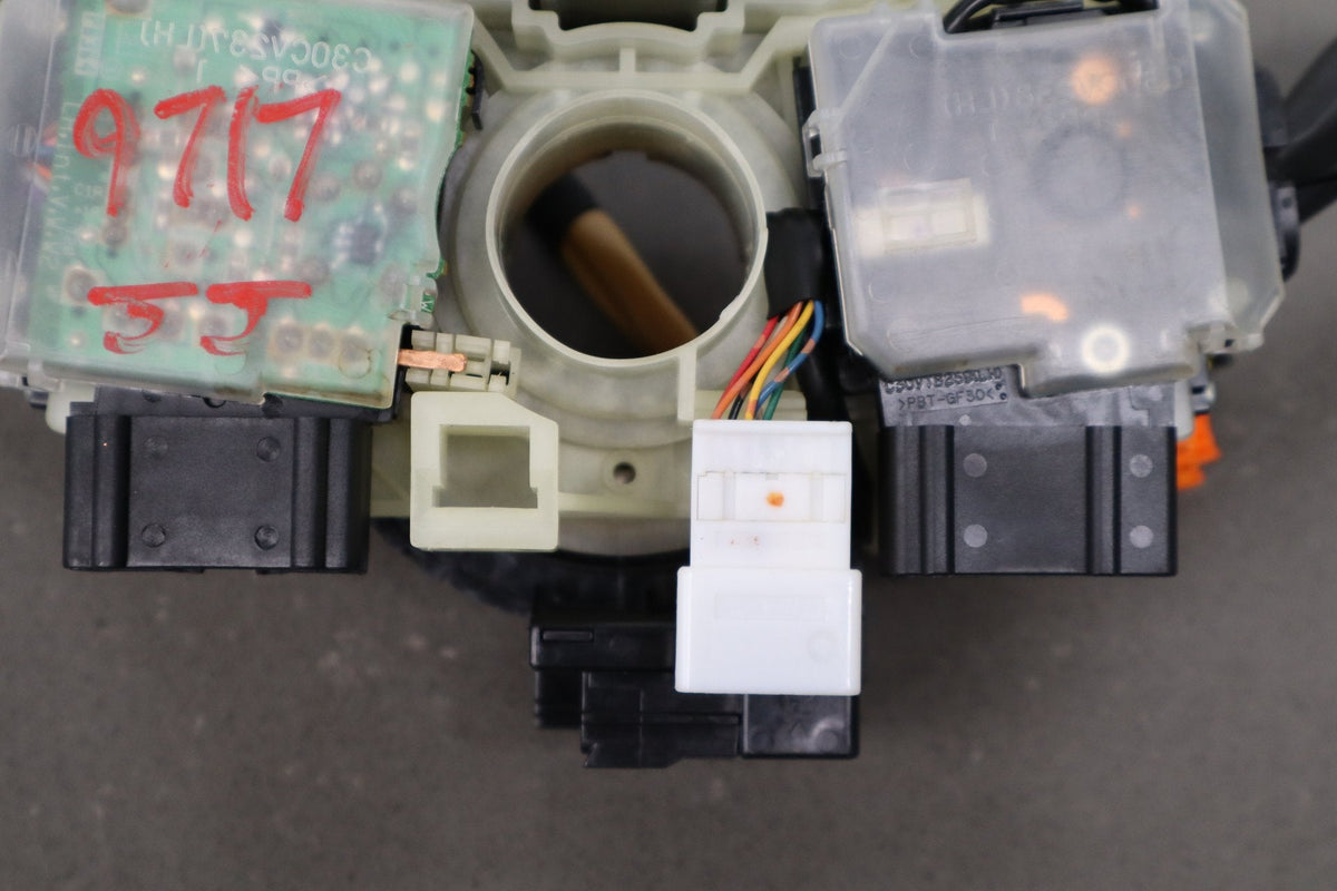 2007-2014 Toyota FJ Cruiser Combination Switch Angle Sensor 8924535020 OEM