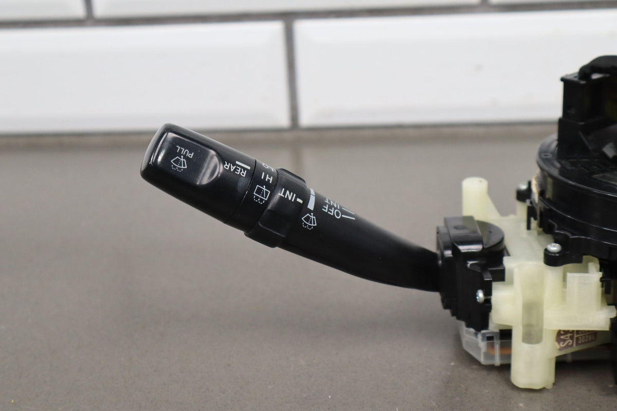2007-2014 Toyota FJ Cruiser Combination Switch Angle Sensor 8924535020 OEM