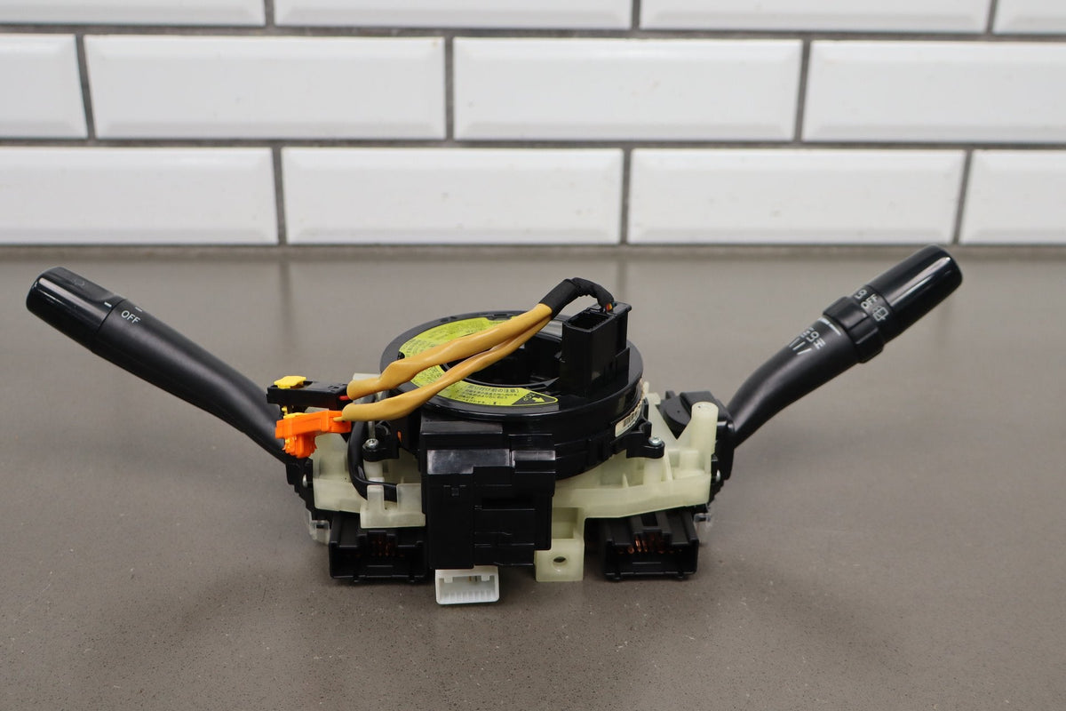 2007-2014 Toyota FJ Cruiser Combination Switch Angle Sensor 8924535020 OEM