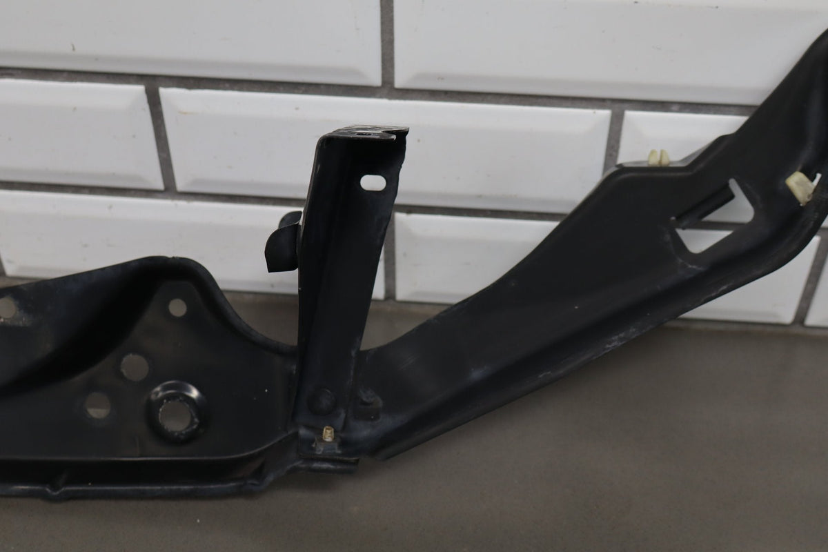 2007-2014 Toyota FJ Cruiser Front Bumper Retainer 5252135030 OEM