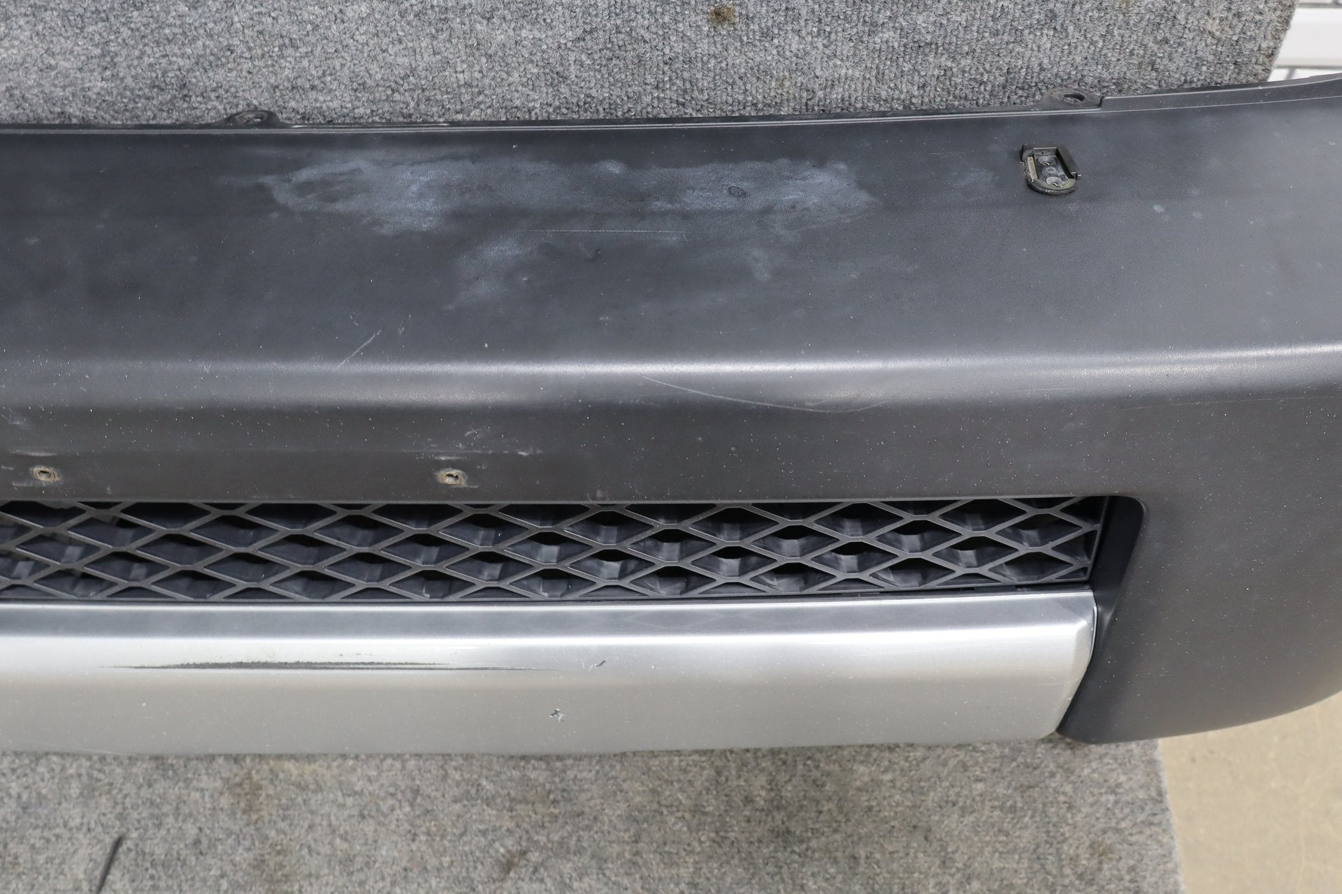 2007-2014 Toyota FJ Cruiser Front Bumper W/ Rebar OEM
