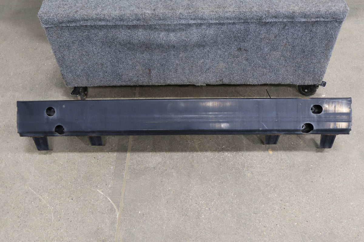 2007-2014 Toyota FJ Cruiser Front Bumper W/ Rebar OEM