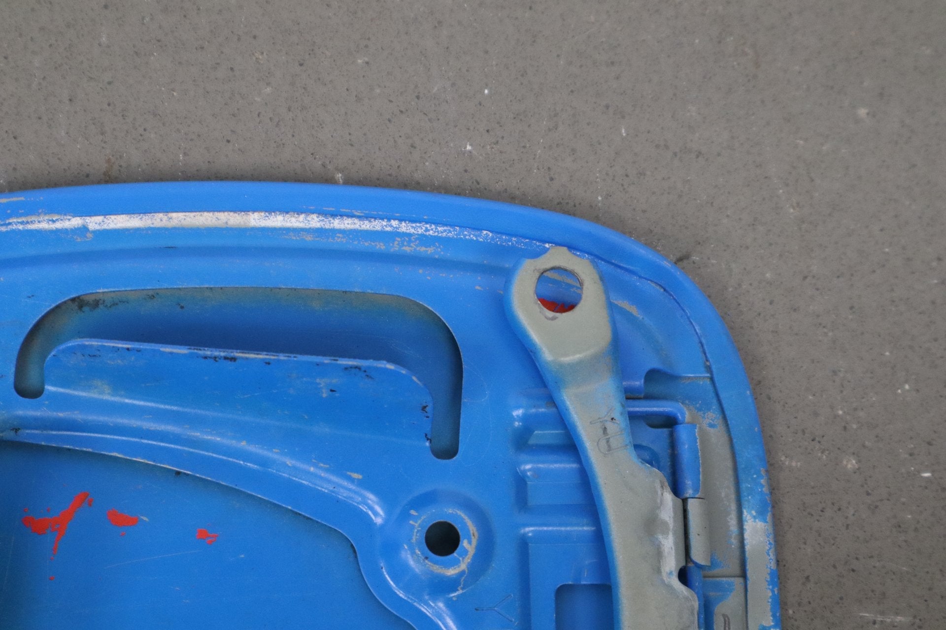 2007-2014 Toyota FJ Cruiser Fuel Filler Door Voodoo Blue 2JV