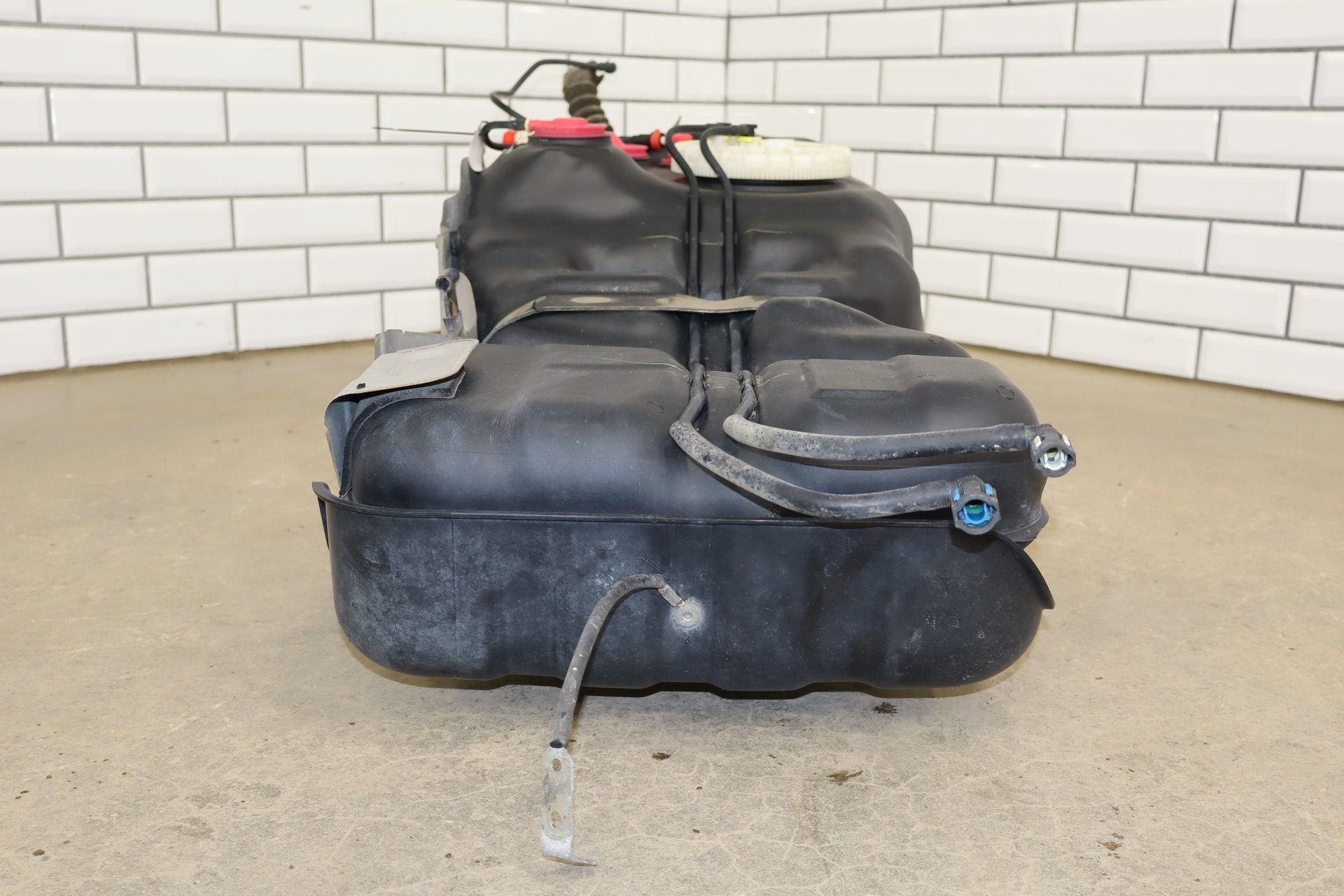 2007-2014 Toyota FJ Cruiser Fuel Tank 770013d551 OEM