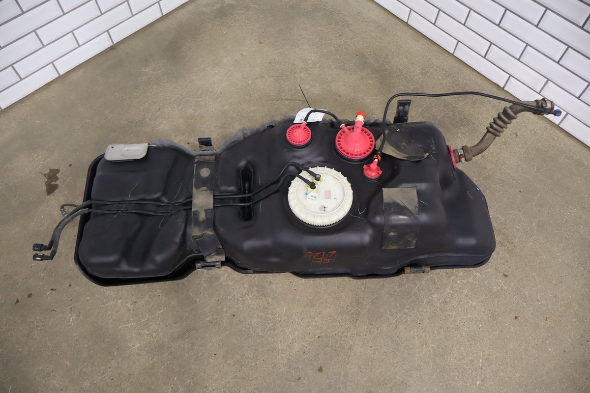 2007-2014 Toyota FJ Cruiser Fuel Tank 770013d551 OEM