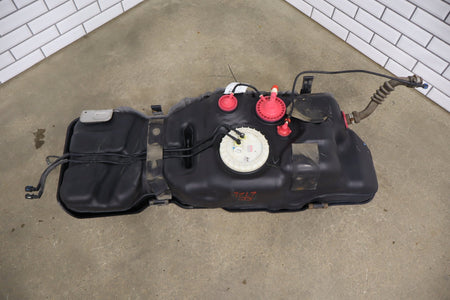 2007-2014 Toyota FJ Cruiser Fuel Tank 770013d551 OEM