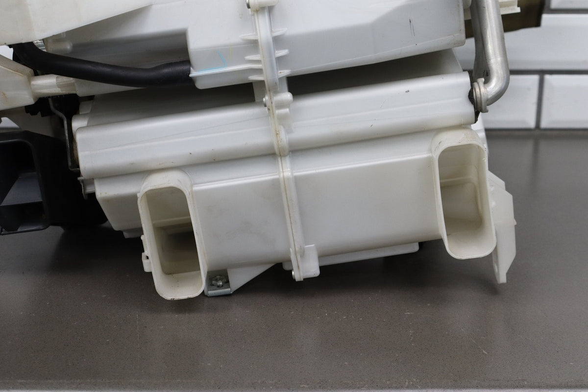 2007-2014 Toyota FJ Cruiser Heater Housing OEM